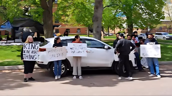 indian students protest in canada